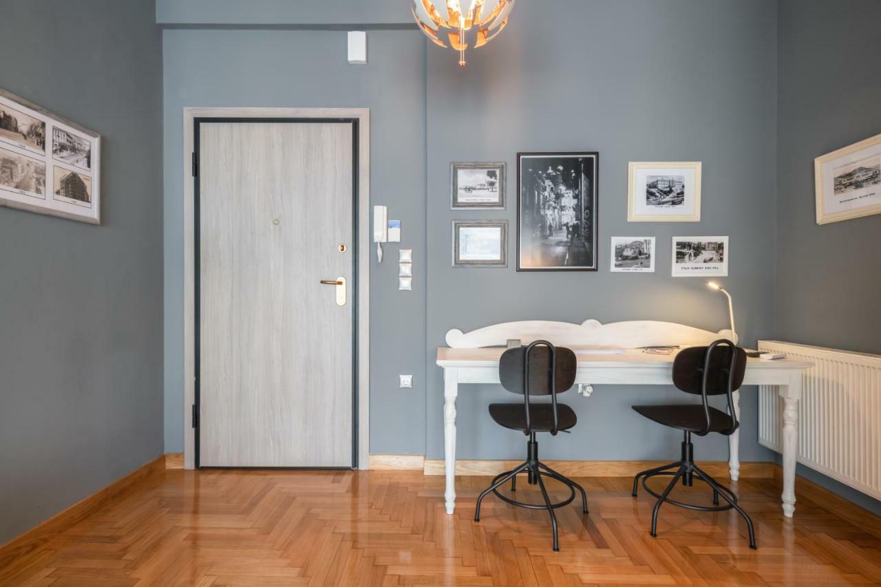 Modern & Stylish Apt At The Heart Of *